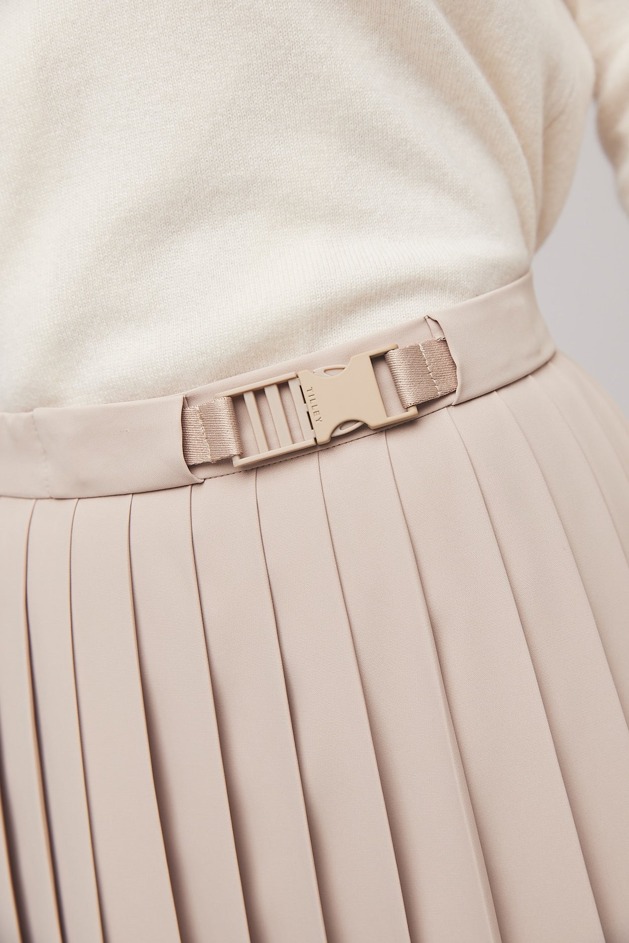 Tech Slk Pleated Midi Skirt - Image 6