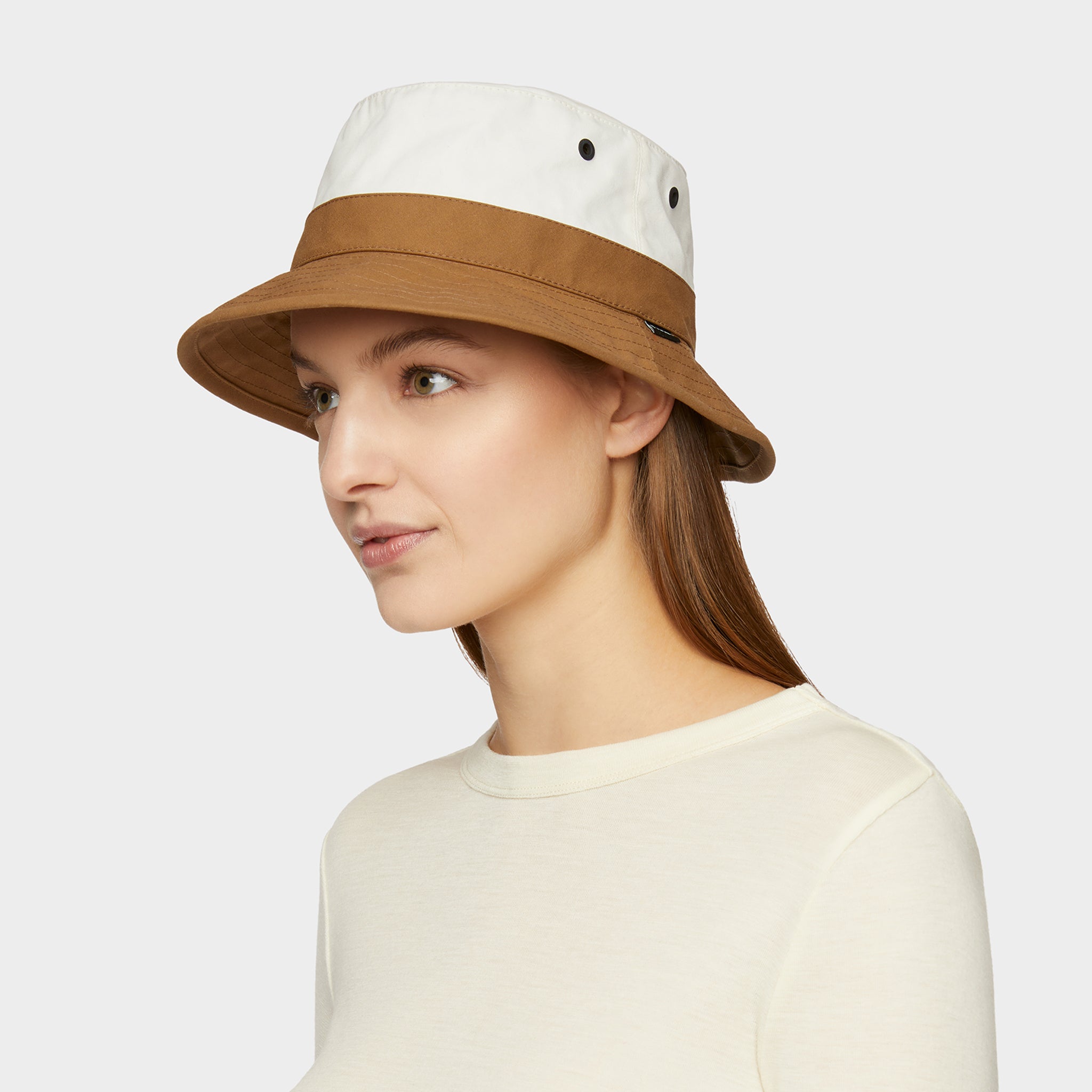 T1 Colour Blocked Bucket Hat - Image 4