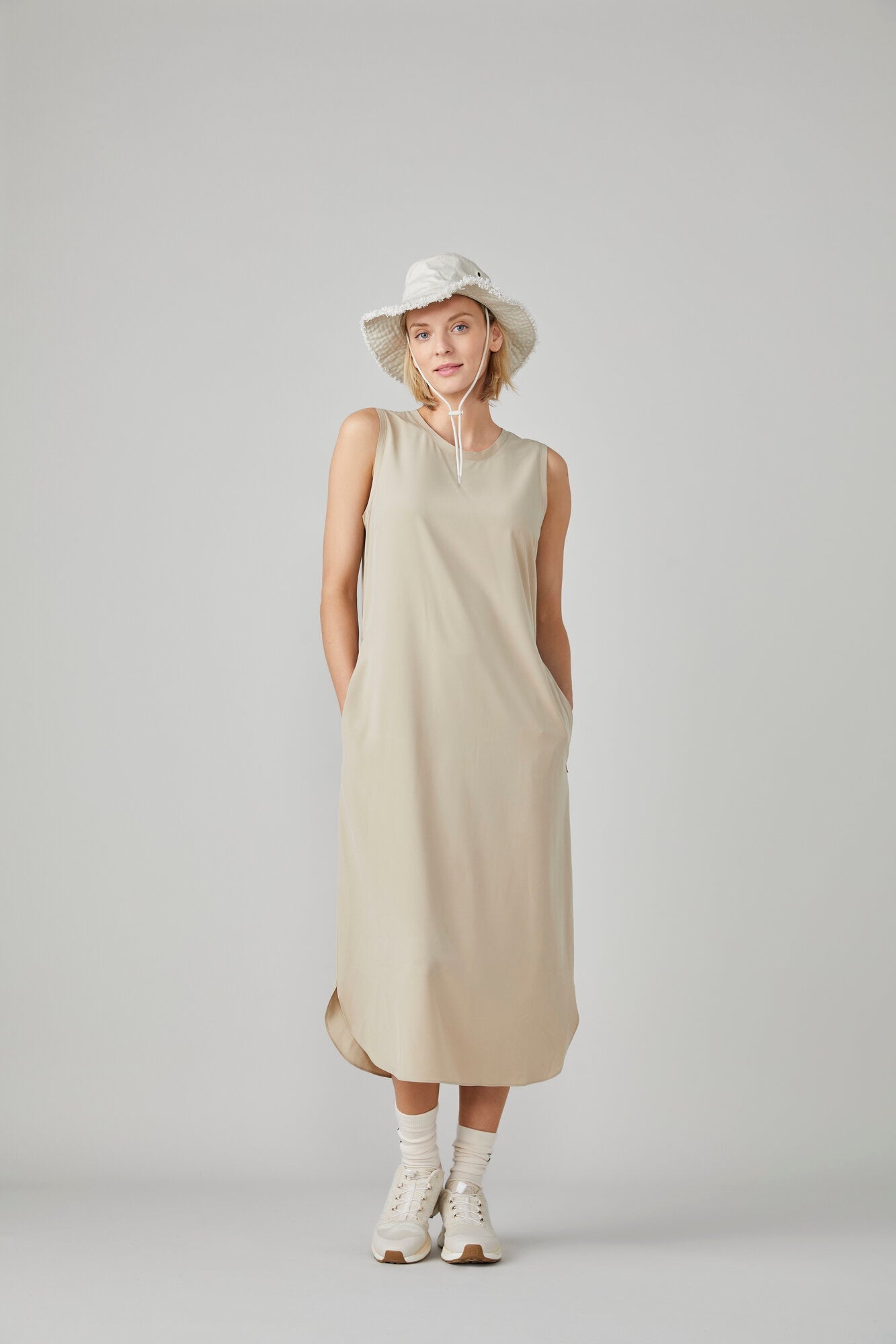 Tech Slk Midi Dress - Image 3