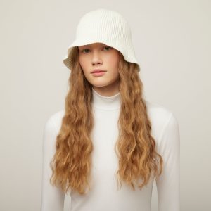 Ribbed Knit Bucket