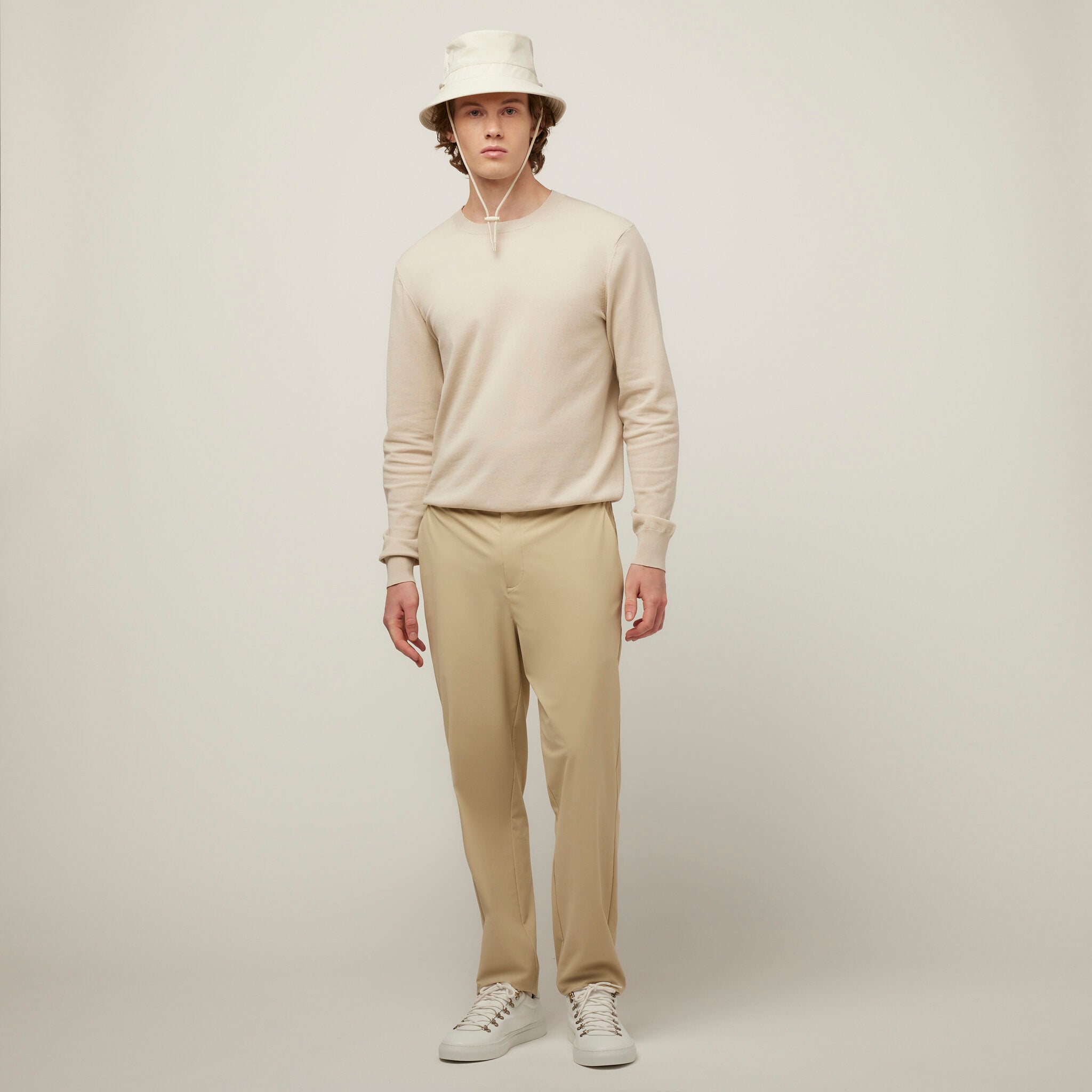 Wanderer Relaxed Travel Trouser - Image 11