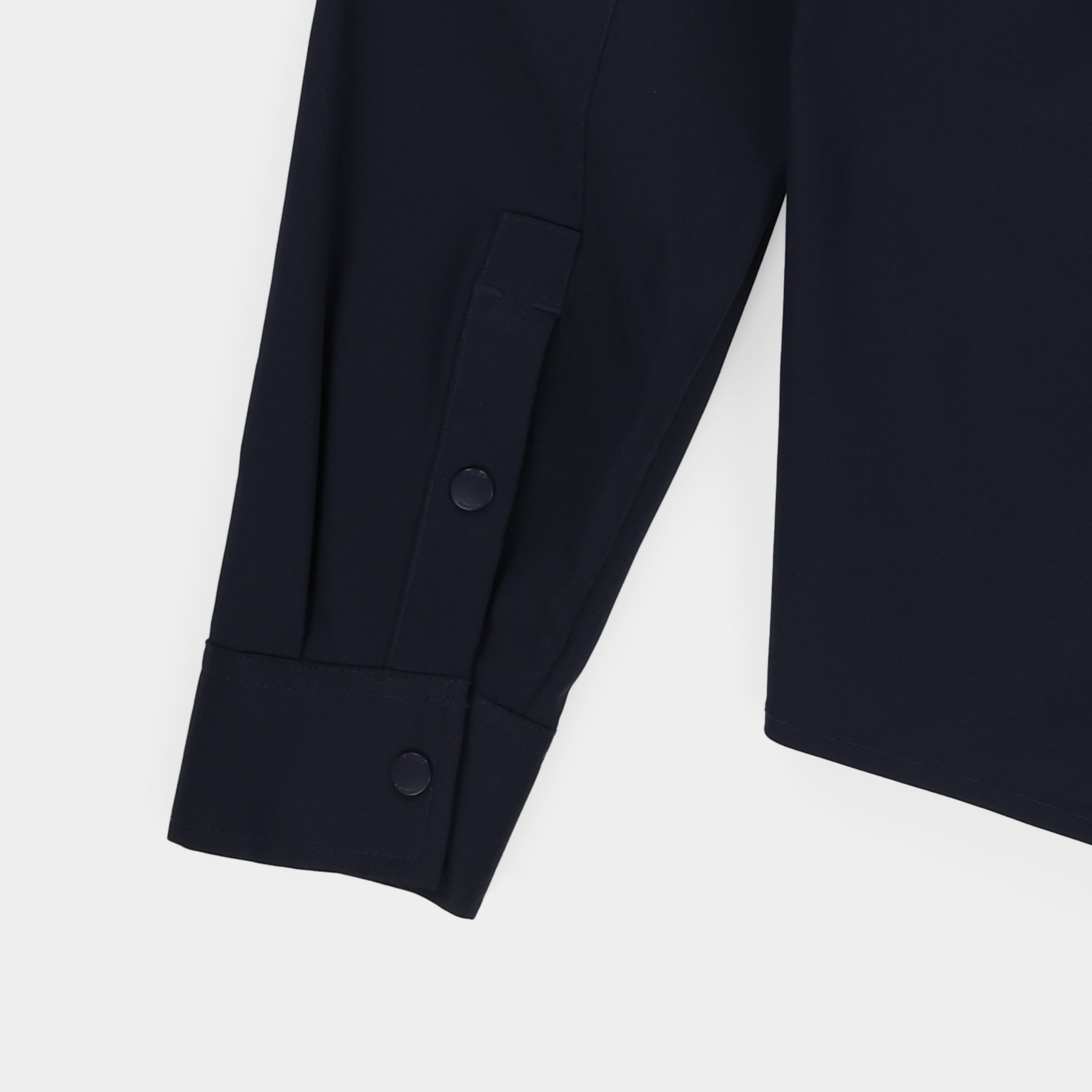 Roam Long Sleeve Safari Shirt - Image 31