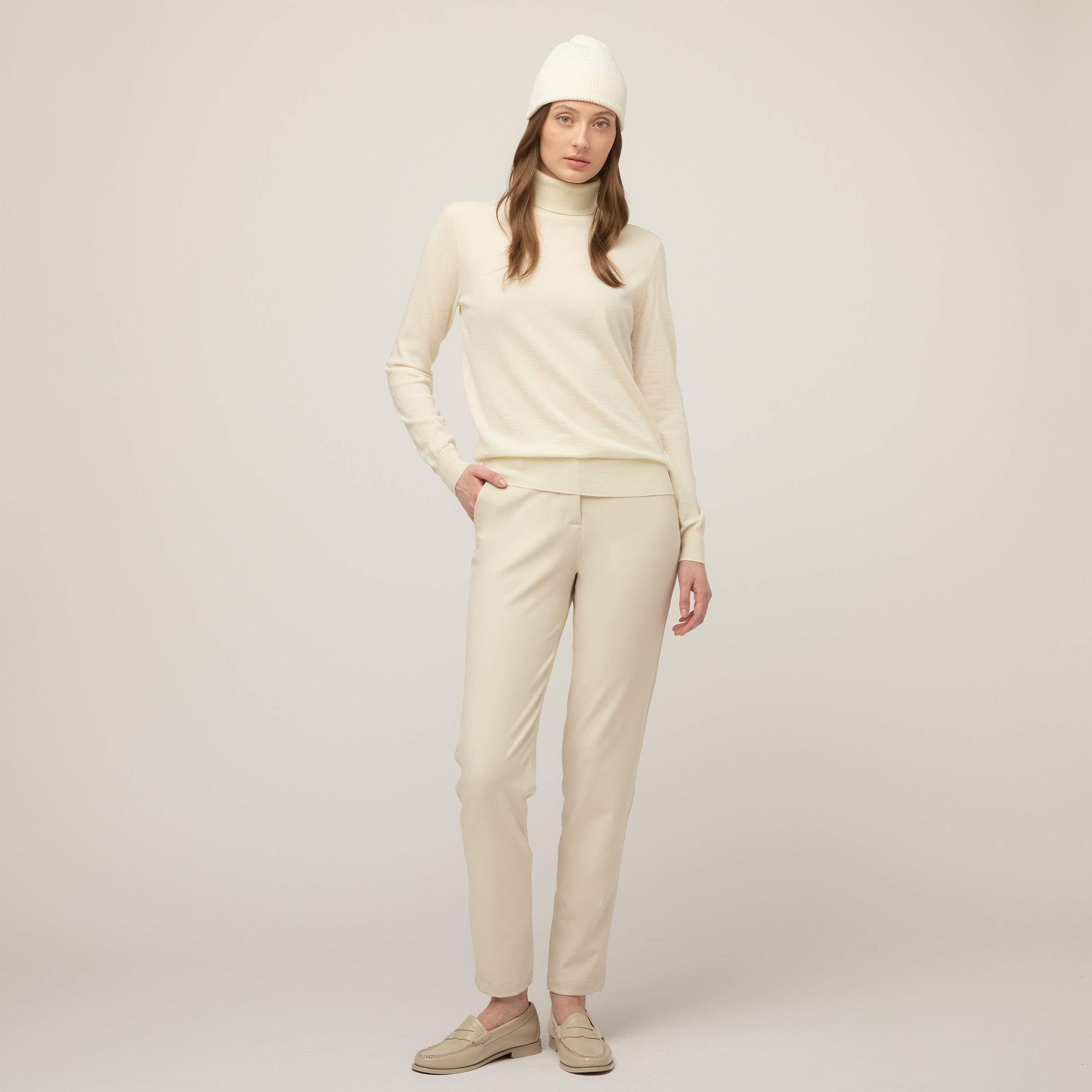 Stretch Merino Turtleneck - Image 11