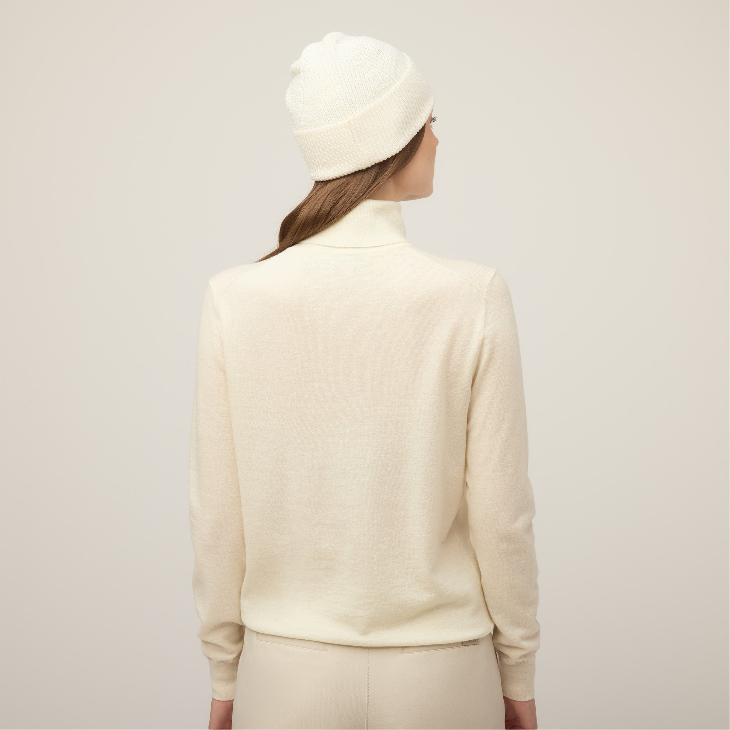 Stretch Merino Turtleneck - Image 9