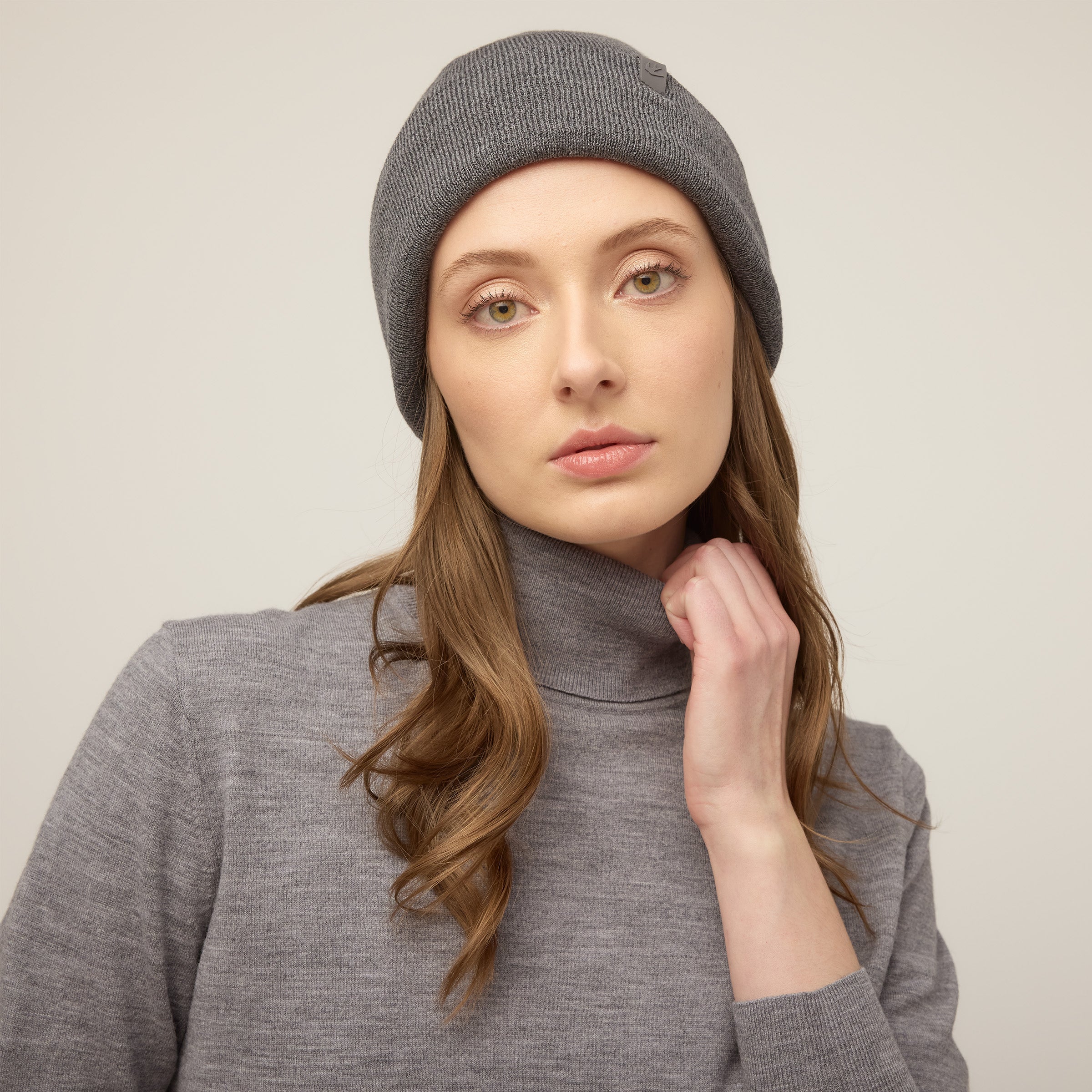 Stretch Merino Turtleneck - Image 15