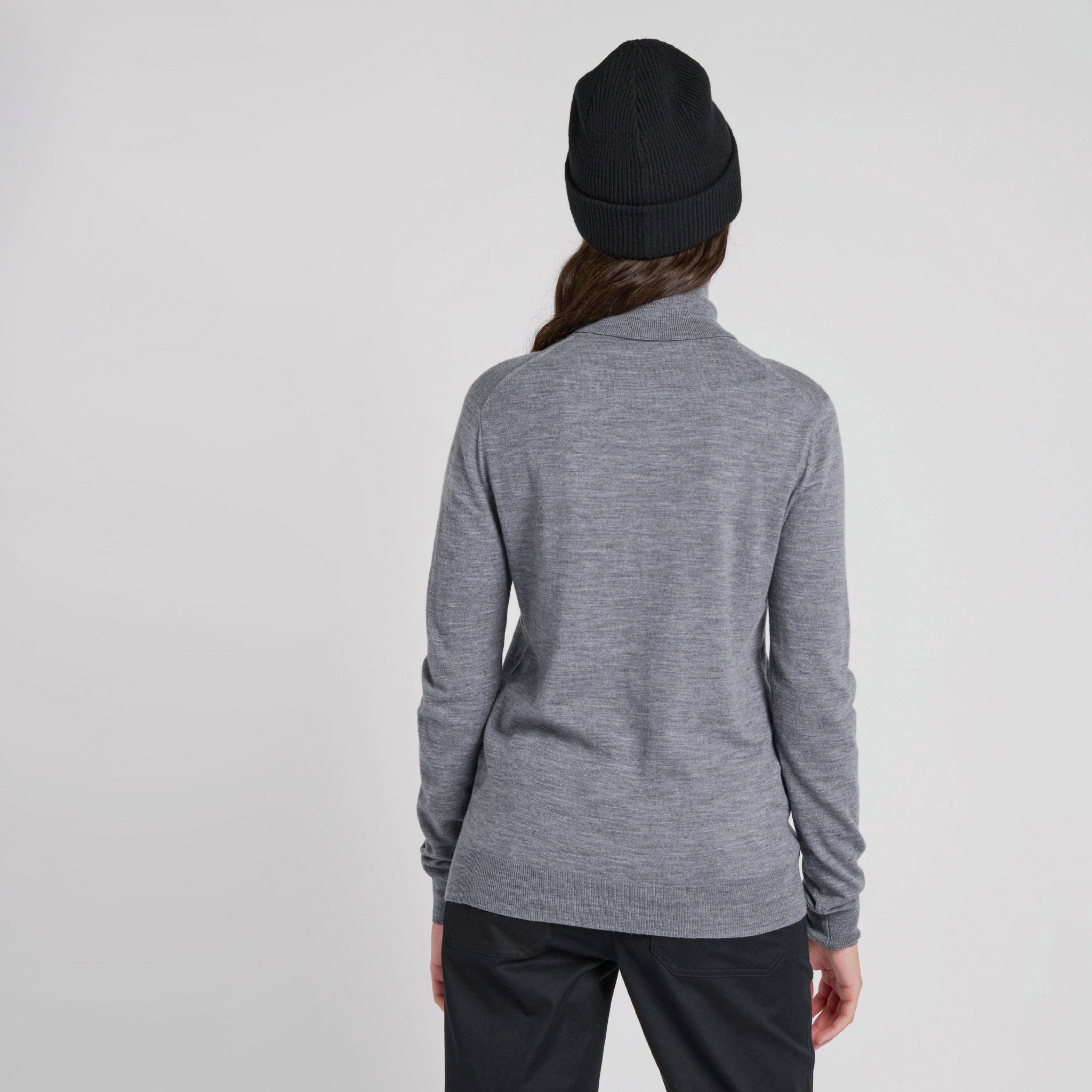 Stretch Merino Turtleneck - Image 32