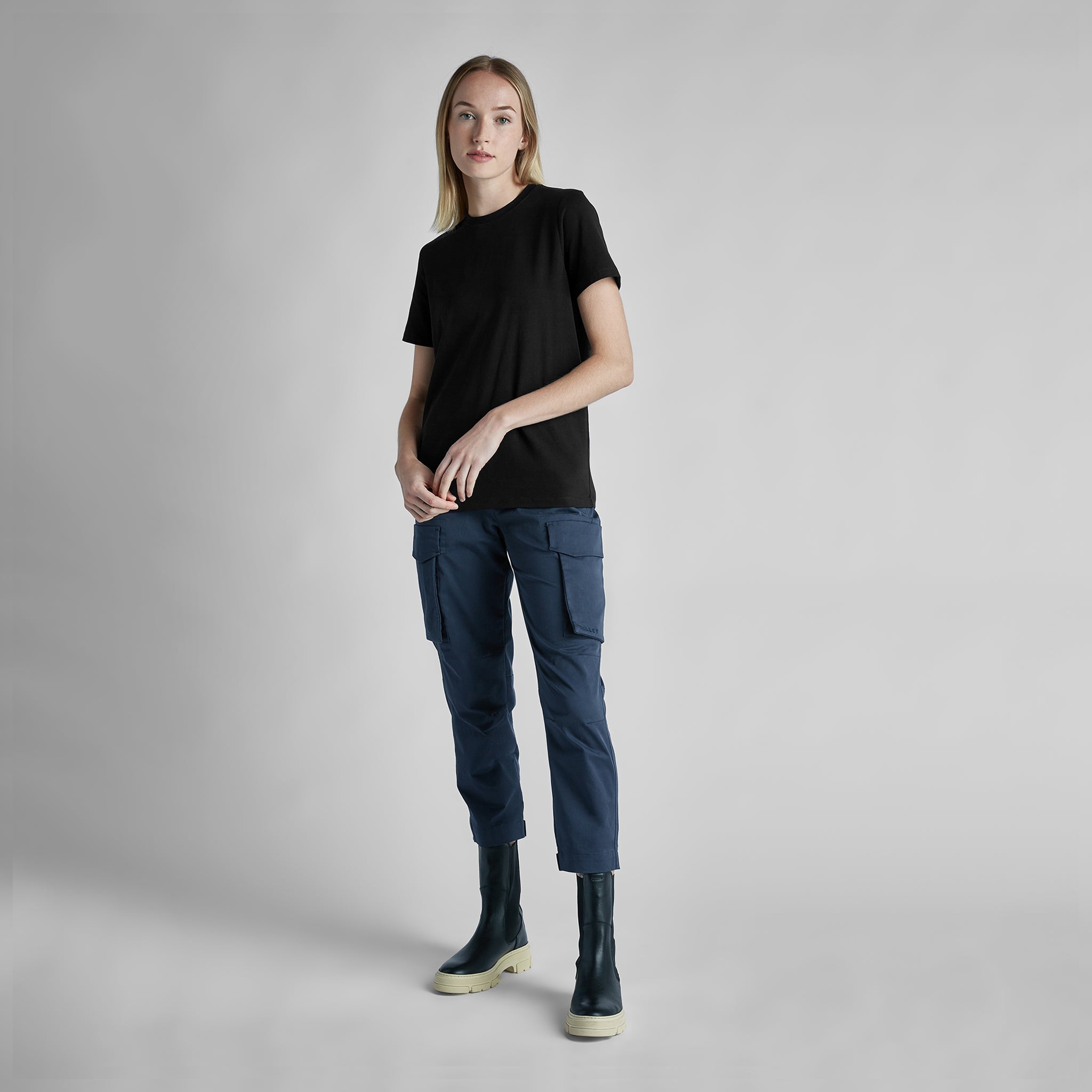 Organic Crew T-shirt - Image 20