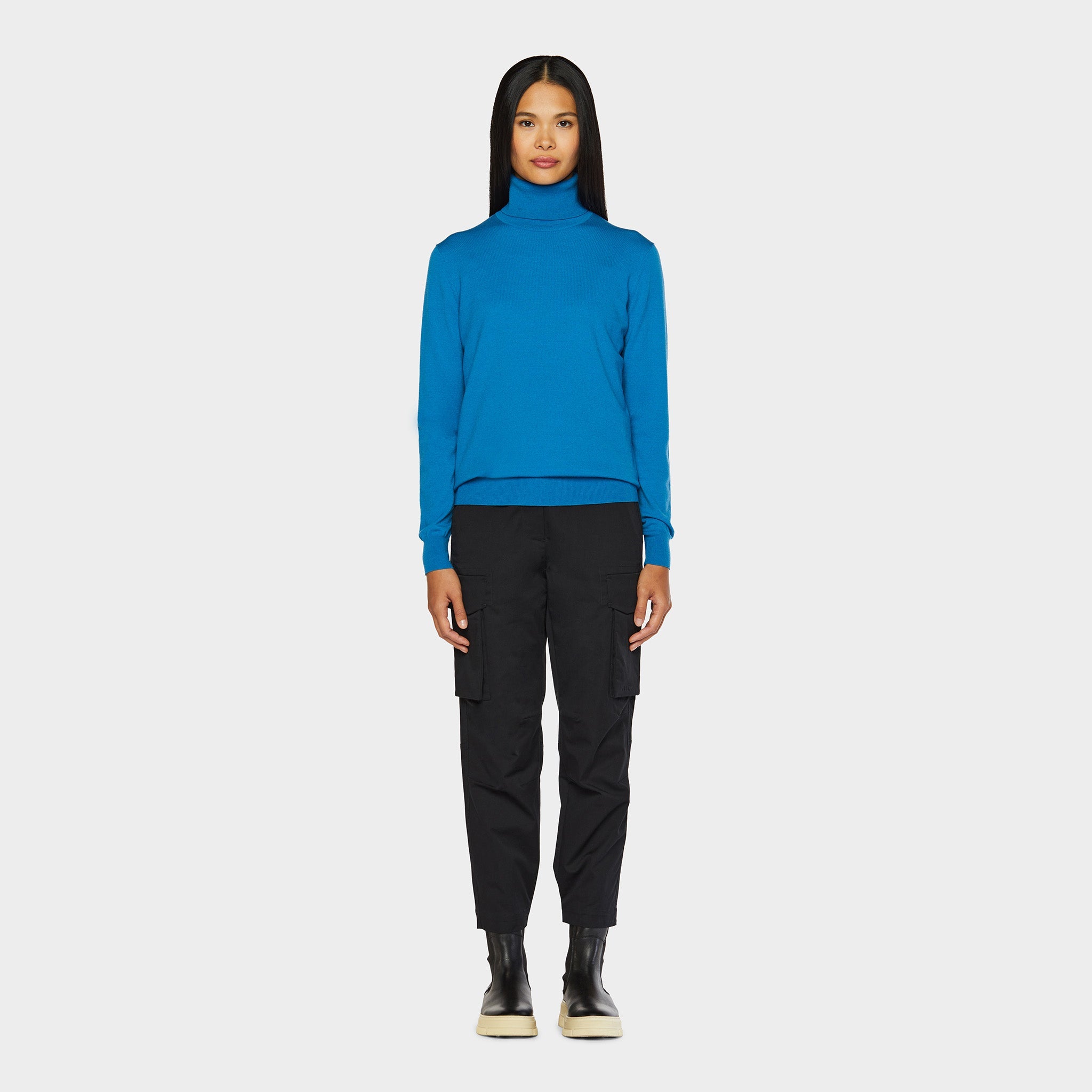 Stretch Merino Turtleneck - Image 17