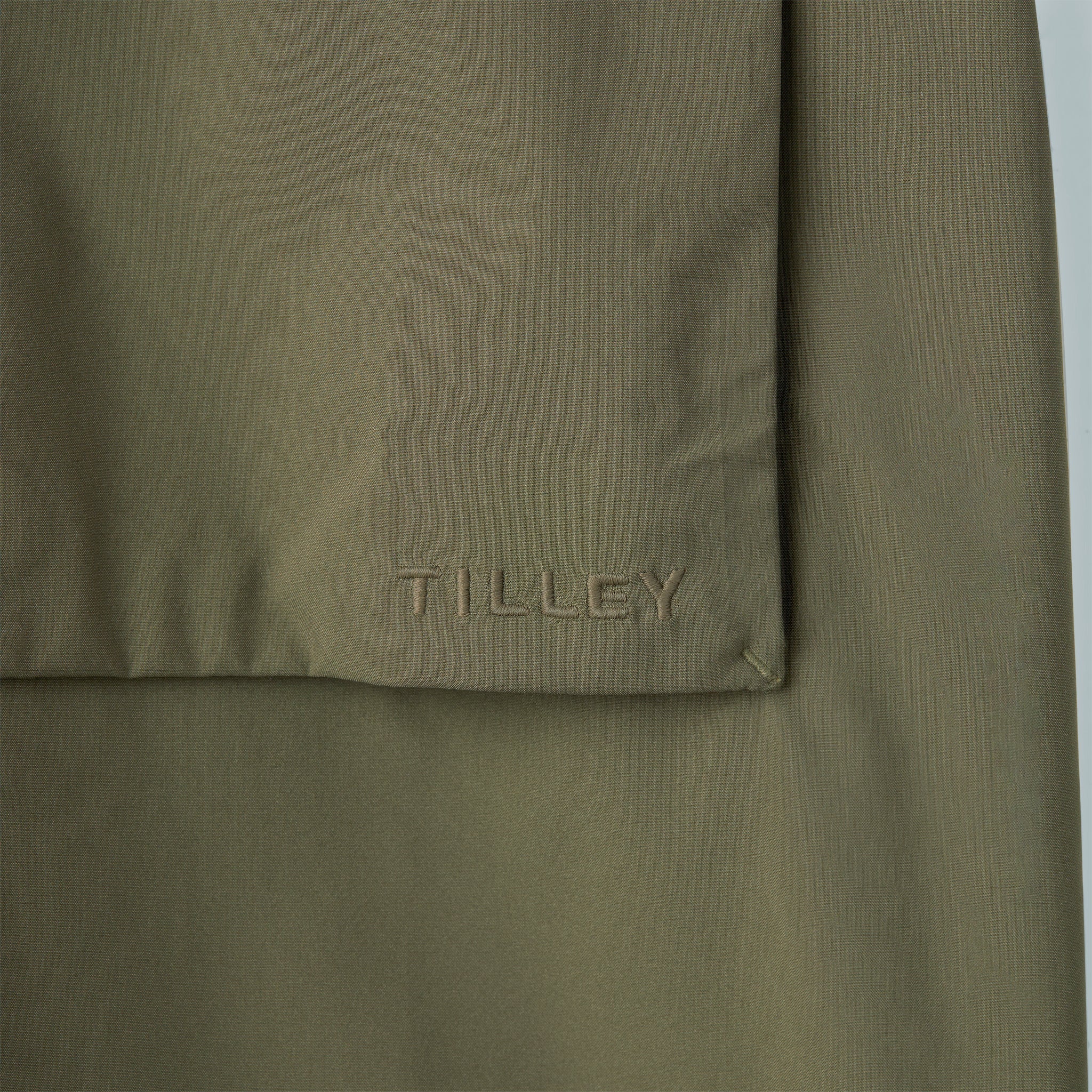 Sleeveless Shield Shirt - Image 13