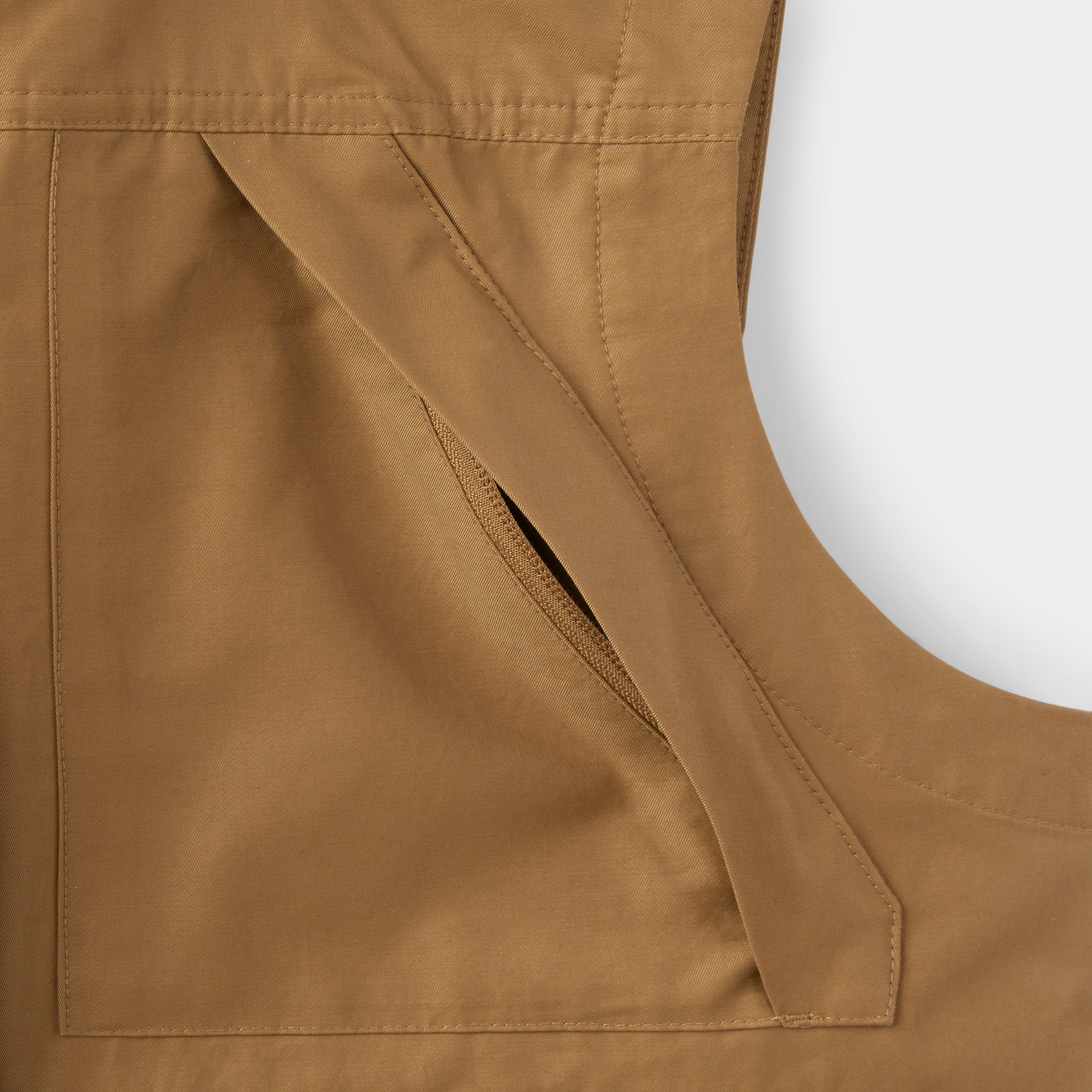 Utility Vest - Image 18