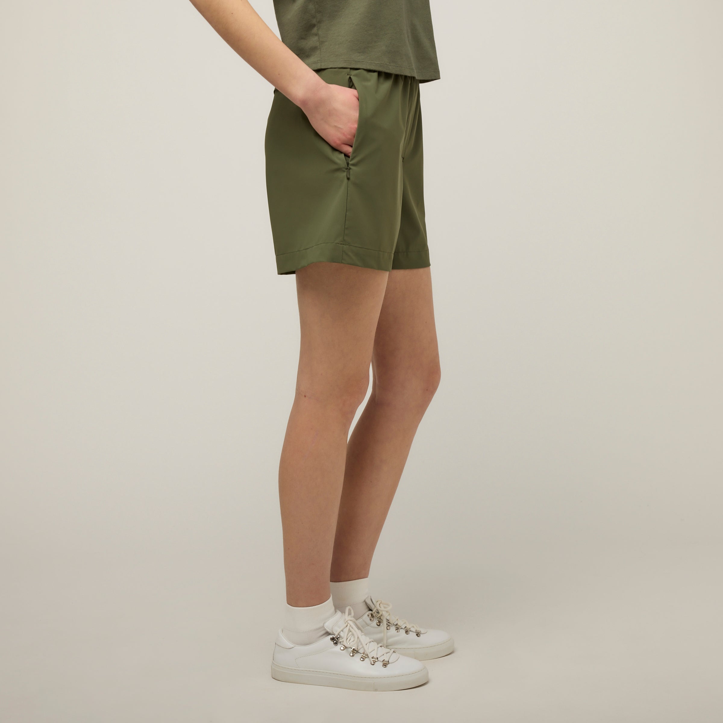 Wanderer Pull on Short - Image 2