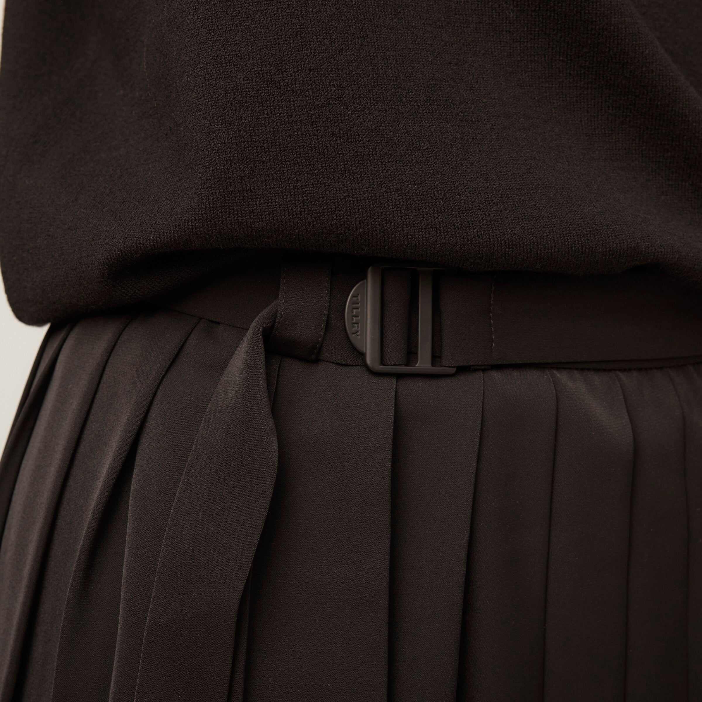 Tech Slk Pleated Skirt - Image 14