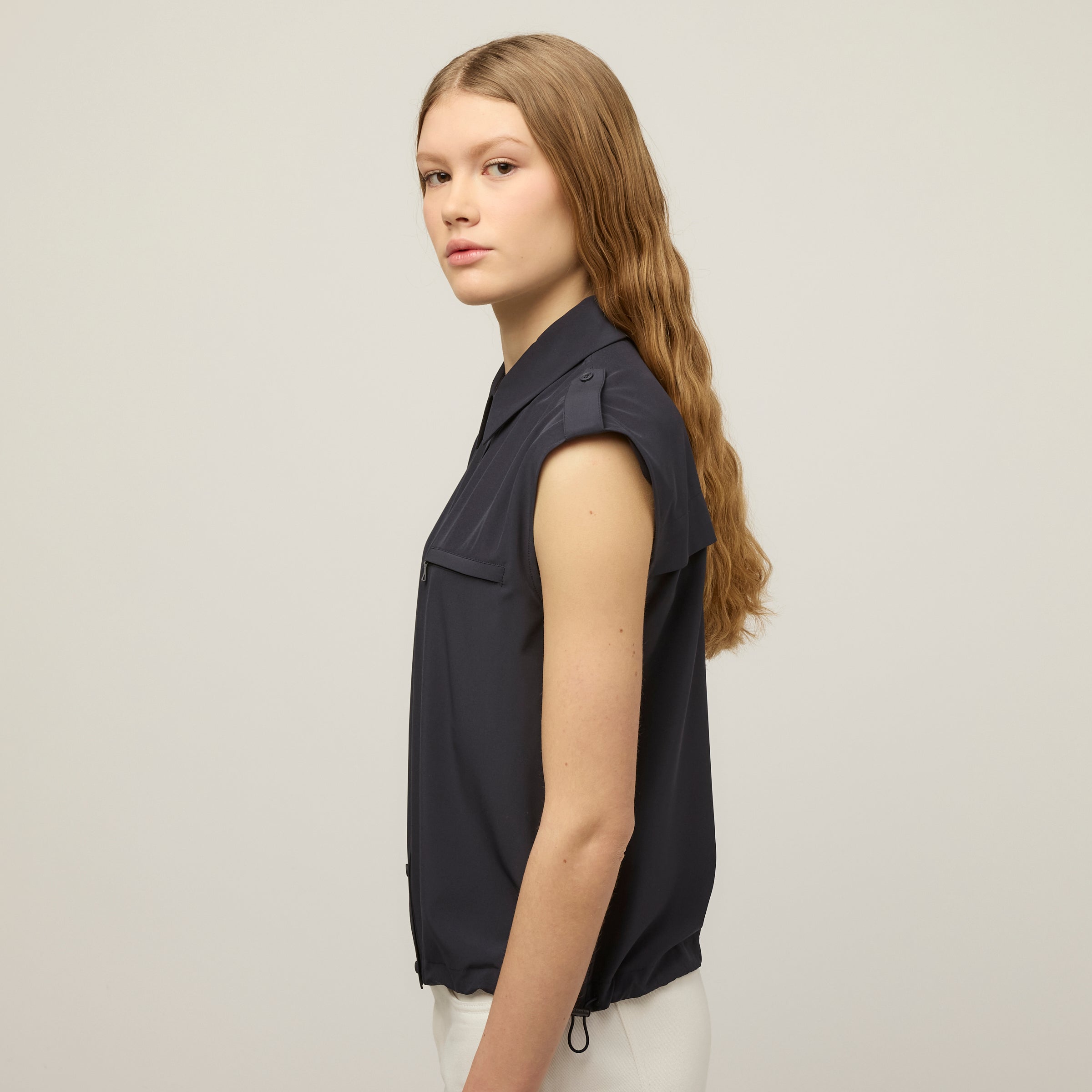 Tech Slk Sleeveless Shirt - Image 2