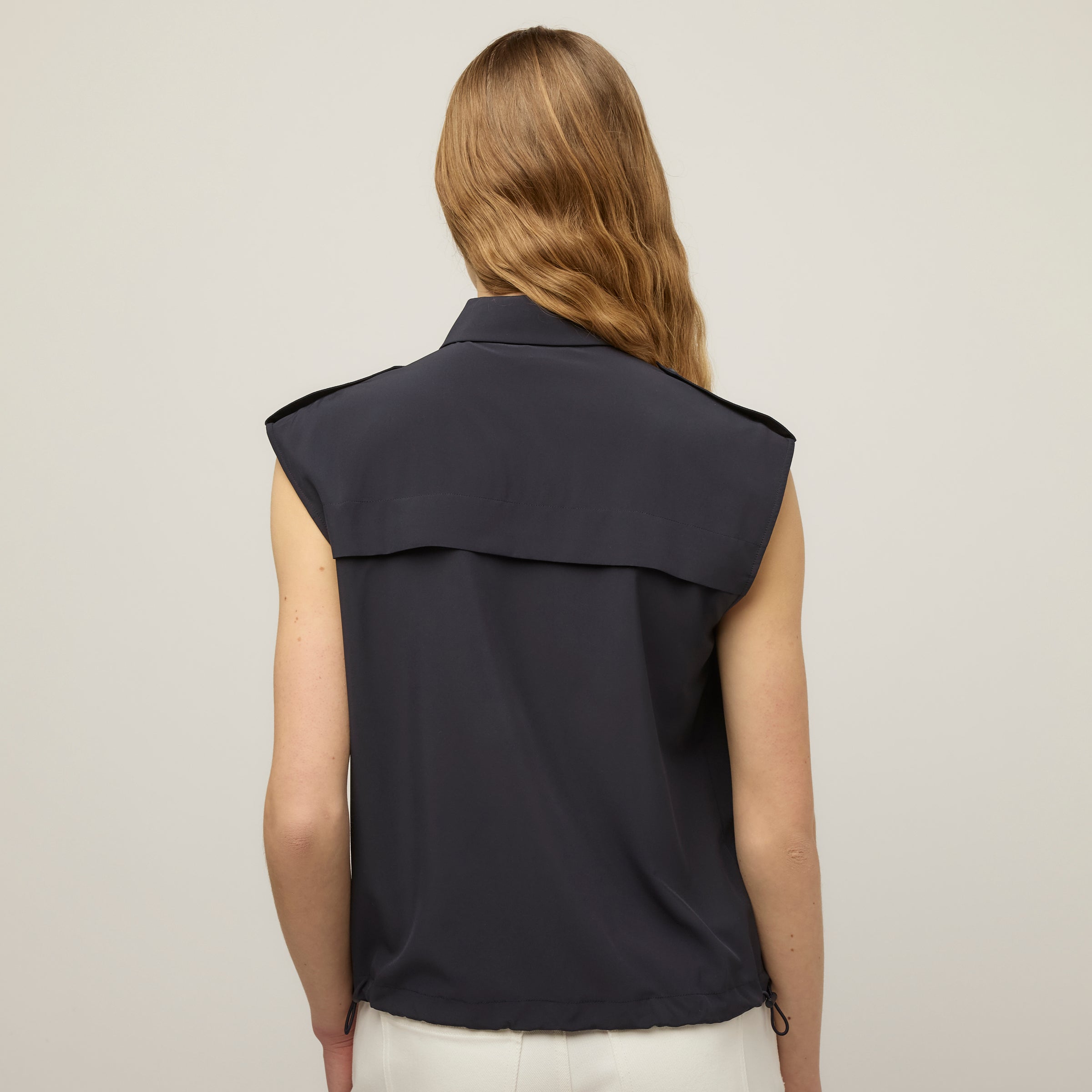 Tech Slk Sleeveless Shirt - Image 3