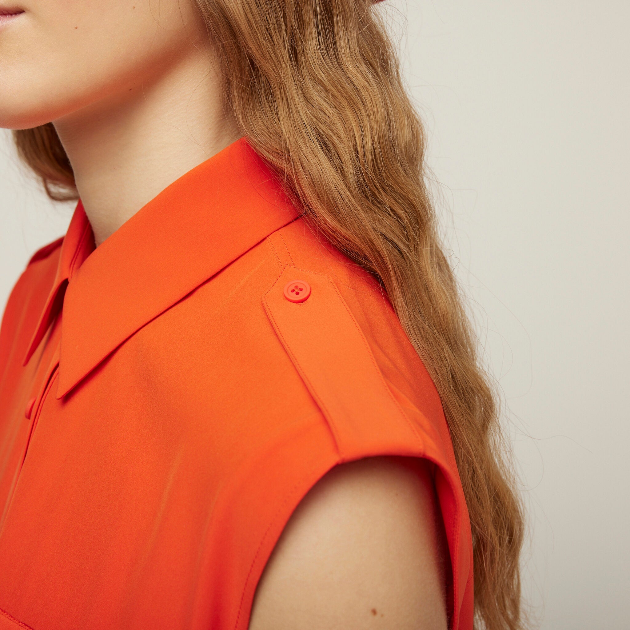 Tech Slk Sleeveless Shirt - Image 20