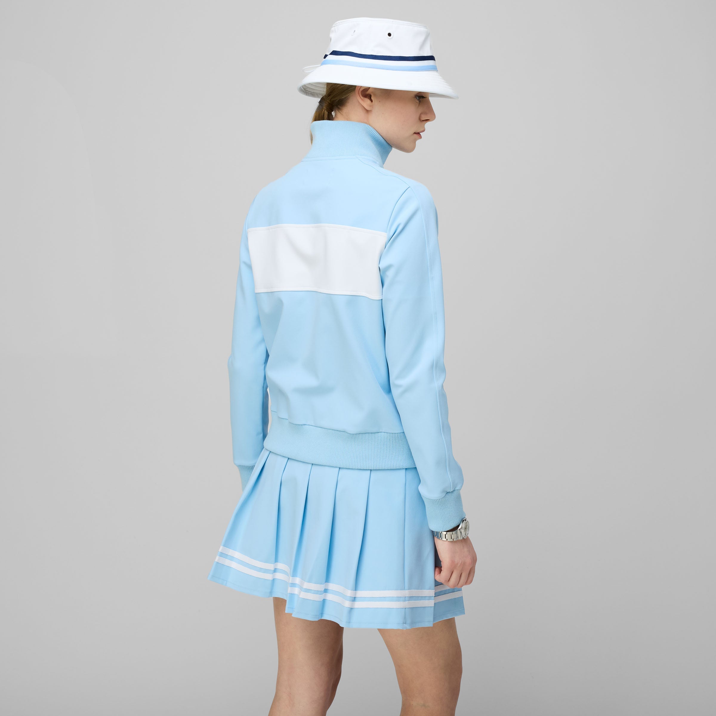 Ribbon Pleated Skirt - Image 32